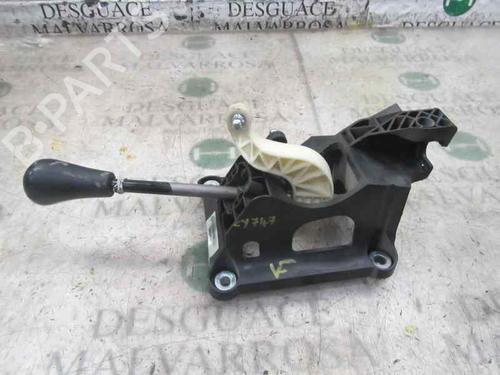 Used Gear lever Gear lever NISSAN NV200 / EVALIA Bus 1.5 dCi 85 (M20, M20M, M20K, M20KK) (86 hp) 7411228 7411228
