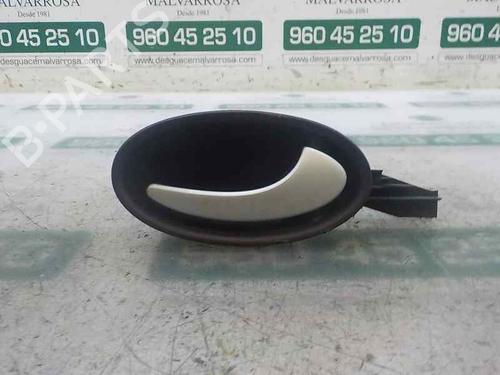 Used Front right interior door handle Front right interior door handle MERCEDES-BENZ SLK (R171) [2004-2011] 5881228 5881228