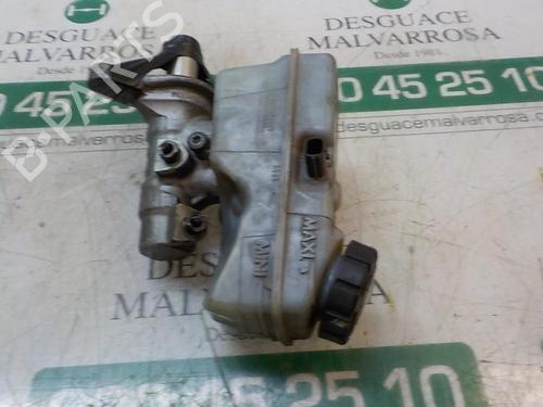 Used Brake master cylinder Brake master cylinder DACIA DOKKER Box Body/MPV [2012-2021] 4002380 4002380