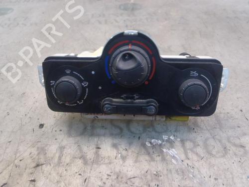 climate-control-renault-clio-iii-br01-cr01-2005-2006-2007-2008-2009-2010-2011-2012-2013-2014-3801174 main image
