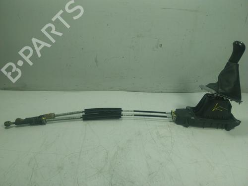 Used Gear lever Gear lever RENAULT CAPTUR I (J5_, H5_) 0.9 TCe 90 (90 hp) 17384912 17384912