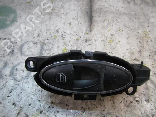 Used Right rear window switch Right rear window switch MERCEDES-BENZ E-CLASS (W211) E 280 CDI (211.020) (190 hp) 3839606 3839606