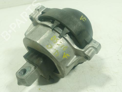 Used Engine mount Engine mount BMW X3 (G01, F97, G08) xDrive 30 e Plug-in-Hybrid (292 hp) 33649090 33649090