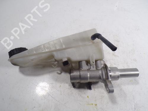 Used Brake master cylinder PEUGEOT EXPERT Bus (V_) 1.5 BlueHDi 120 (120 hp) 7712819