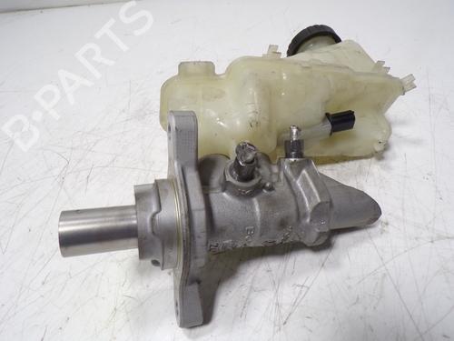Brake master cylinder RENAULT MEGANE IV Hatchback (B9A/M/N_) 1.2 TCe 130 (B9MR) | BP11189776M77 
