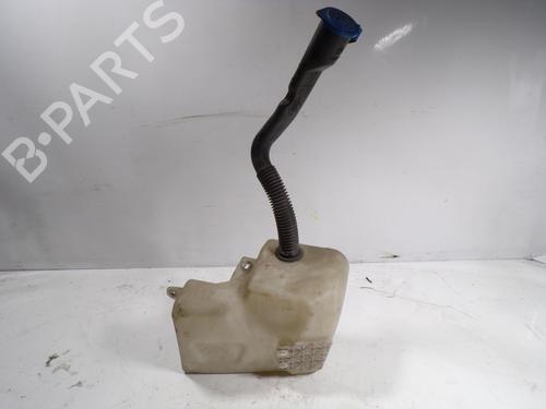 Used Windscreen washer tank LAND ROVER RANGE ROVER SPORT I (L320) 2.7 D 4x4 (190 hp) 7412859
