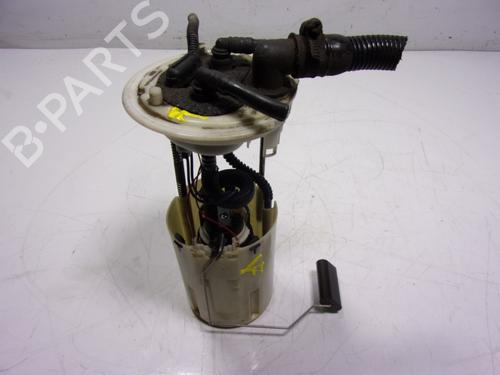 Used Fuel pump Fuel pump IVECO DAILY VI Van 33S13, 35S13, 35C13 (126 hp) 17024093 17024093