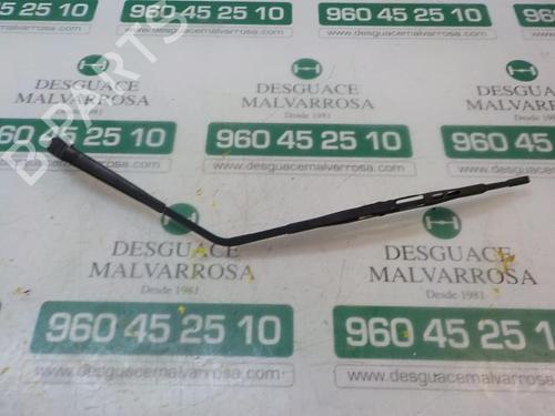 Used Rear windshield wiper arm Rear windshield wiper arm RENAULT KANGOO / GRAND KANGOO II (KW0/1_) 1.5 dCi 70 (KW0V, KW0A) (68 hp) 3865342 3865342