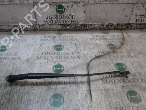 Used Front windshield wiper arm Front windshield wiper arm 3841616 3841616