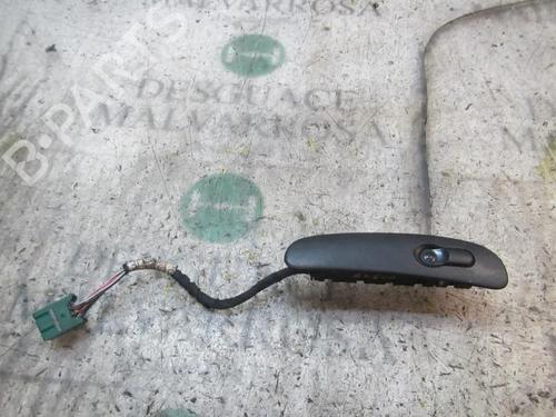 Used Right front window switch Right front window switch OPEL VECTRA B (J96) 2.0 DTI 16V (F19) (101 hp) 3843792 3843792