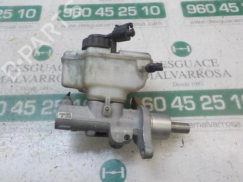 Used Brake master cylinder Brake master cylinder SEAT LEON (1P1) 1.6 TDI (105 hp) 3870721 3870721