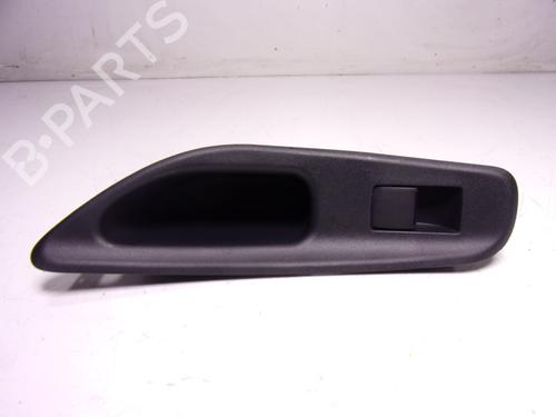 Right rear window switch TOYOTA YARIS CROSS (MXP_) 1.5 Hybrid (MXPJ10) 8481002260 | 74271K0090