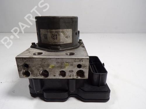 Used ABS pump ABS pump LANCIA VOYAGER MPV (404_) 2.8 CRD (RT, 53) (163 hp) 8257634 8257634