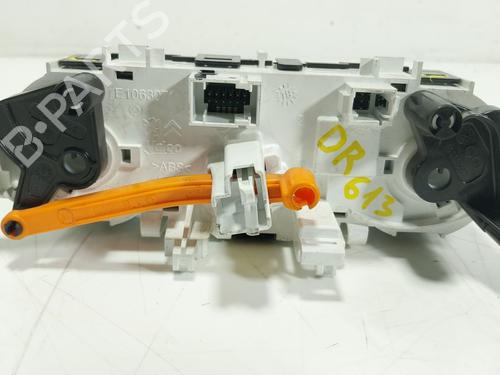 Climate control PEUGEOT 208 I (CA_, CC_) 1.2 PureTech 82 | BP28621101I5