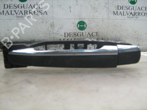 Used Front left exterior door handle MERCEDES-BENZ C-CLASS (W202) [1993-2000]  3766259