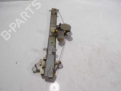 Used Front right window mechanism Front right window mechanism 7666382 7666382