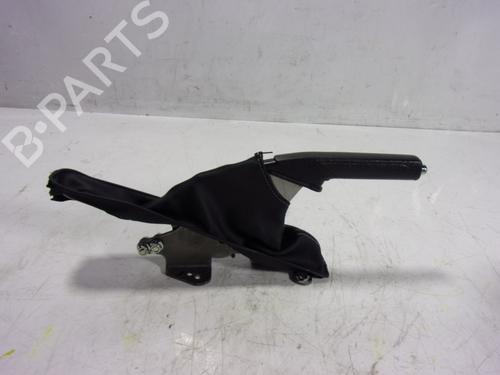 Used Hand brake TOYOTA HILUX VIII Pickup (_N1_) 2.4 D 4WD (GUN125_, GUN125R) (150 hp) 10524331