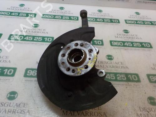 Used Left front steering knuckle Left front steering knuckle MERCEDES-BENZ R-CLASS (W251, V251) R 320 CDI 4-matic (251.022, 251.122) (224 hp) 3874552 3874552