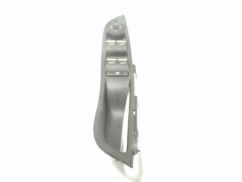 Used Left front window switch FORD FOCUS III [2010-2020]  10082737