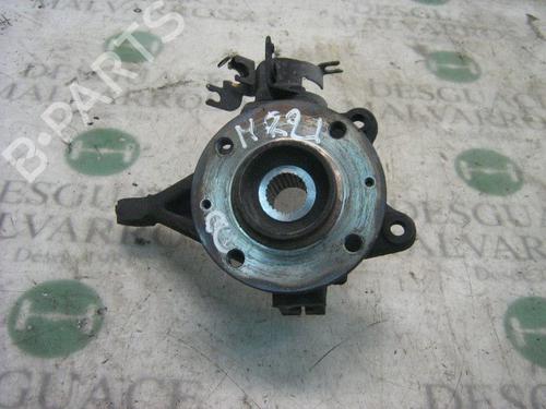 Used Right front steering knuckle CITROËN XSARA (N1) 1.6 i (88 hp) 3736759