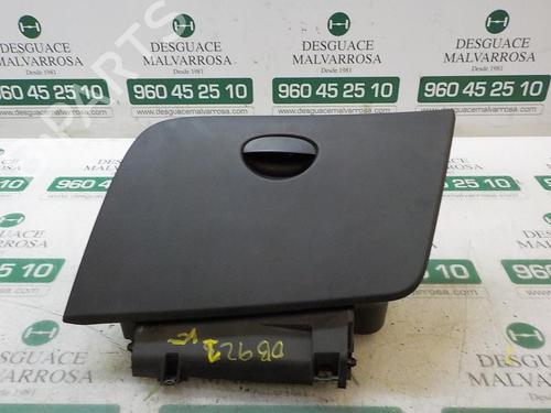 Used Glove box SEAT LEON (1P1) 1.9 TDI (105 hp) 3870379