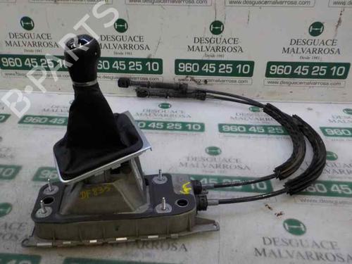 Used Gear lever Gear lever VW PASSAT B7 Variant (365) 2.0 TDI (140 hp) 7412505 7412505