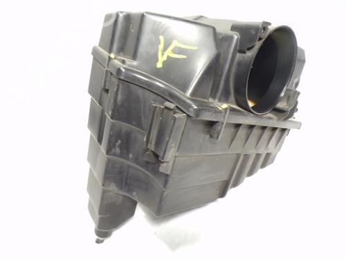Used Air filter box LAND ROVER DISCOVERY III (L319) 2.7 TD 4x4 (190 hp) 14288408