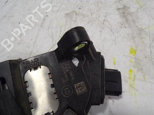 Pedal TOYOTA RAV 4 III (_A3_) 2.2 D 4WD (ALA30_, ALA30R) | BP9162484I4 