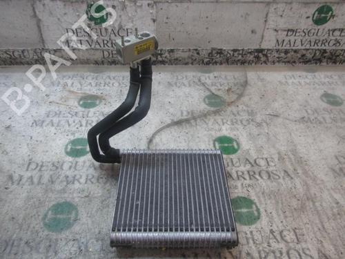 Used Air conditioning evaporator FORD FIESTA VI (CB1, CCN) [2008-2017]  11643791