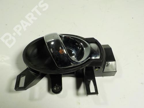 Used Front right interior door handle Front right interior door handle NISSAN JUKE (F15) 1.5 dCi (110 hp) 9165040 9165040