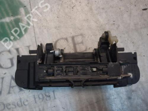 Klamka zewnętrzna drzwi przednich prawych AUDI A3 (8L1) 1.9 TDI | BP3813533C129 