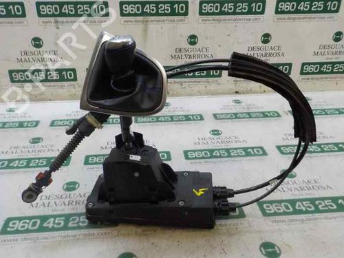 Used Gear lever Gear lever RENAULT CLIO IV (BH_) 1.5 dCi 110 (110 hp) 7412149 7412149