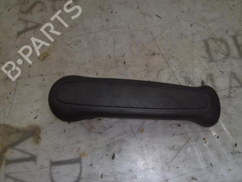 Used Front right interior door handle Front right interior door handle KIA CARNIVAL I (UP, FL) 2.9 TDi (126 hp) 8740041 8740041