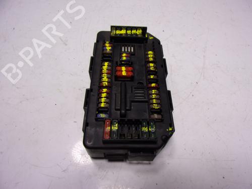Used Fuse box BMW 3 (F30, F80) 320 d (163 hp) 15765208