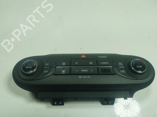 Used Climate control Climate control 19040652 19040652