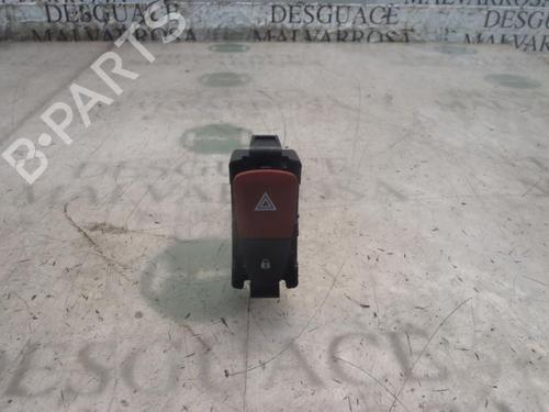 Used Warning switch Warning switch RENAULT MEGANE III Grandtour (KZ0/1) 1.5 dCi (KZ1M, KZ1W, KZ0R) (106 hp) 3811205 3811205