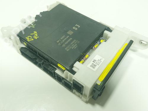 Used Fuse box TOYOTA YARIS CROSS (MXP_) 1.5 Hybrid (MXPJ11) (131 hp) 31178411