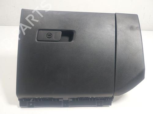 glove-box-jeep-renegade-suv-bu-b1-bv-735579060-2014-20106631 main image