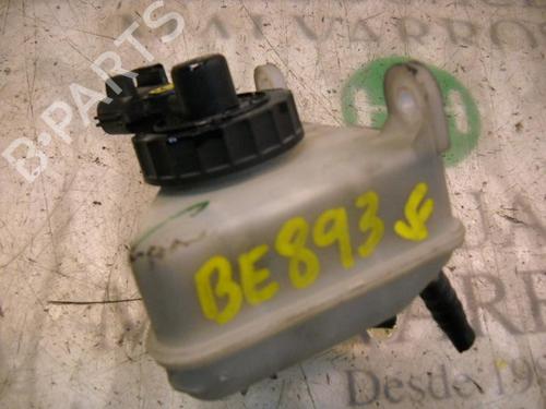 Used Power steering reservoir FORD FOCUS I (DAW, DBW) [1998-2009]  14266920