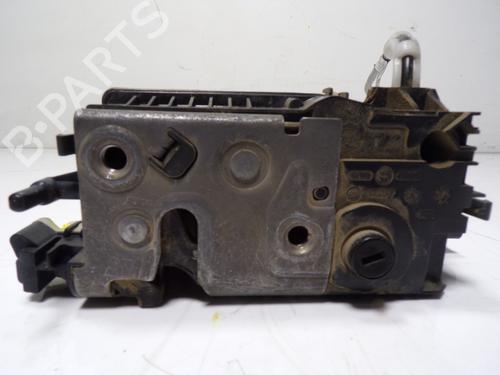 Used Front right lock PEUGEOT 2008 I (CU_) [2013-2025]  11884990