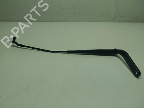 Used Front windshield wiper arm BMW X6 (E71, E72) xDrive 40 d (306 hp) 17872417
