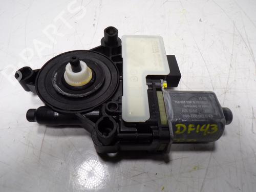 Used Right rear window motor AUDI A1 Sportback (GBA) [2018-2025]  12107961
