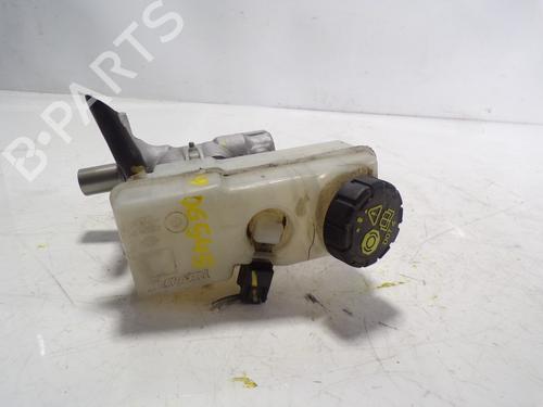 Used Brake master cylinder DACIA SANDERO II [2012-2025]  7070935