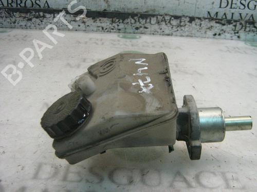 Used Brake master cylinder PEUGEOT 206 Hatchback (2A/C) 1.9 D (69 hp) 3748618