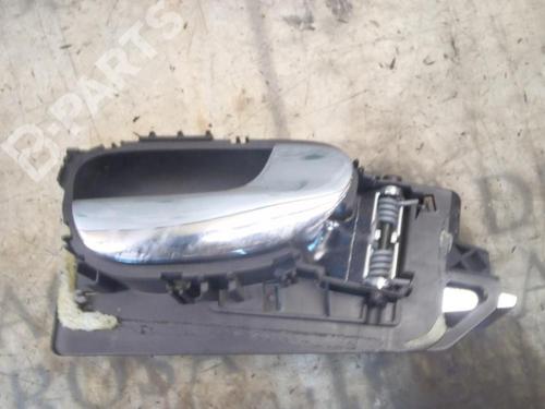 Used Rear right interior door handle Rear right interior door handle PEUGEOT 307 (3A/C) 2.0 16V (136 hp) 3812965 3812965