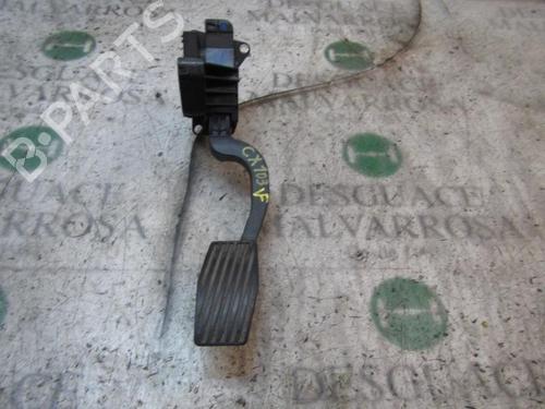 Used Pedal FIAT GRANDE PUNTO (199_) 1.3 D Multijet (199.AXD11, 199.AXD1A, 199.AXD1B,... (90 hp) 3840083