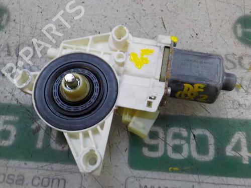 Used Left front window motor Left front window motor MERCEDES-BENZ C-CLASS (W204) C 350 (204.056) (272 hp) 5794398 5794398