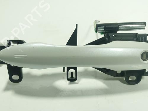 front-left-exterior-door-handle-toyota-yaris-_p21_-_pa1_-_ph1_-2020-31837251 main image