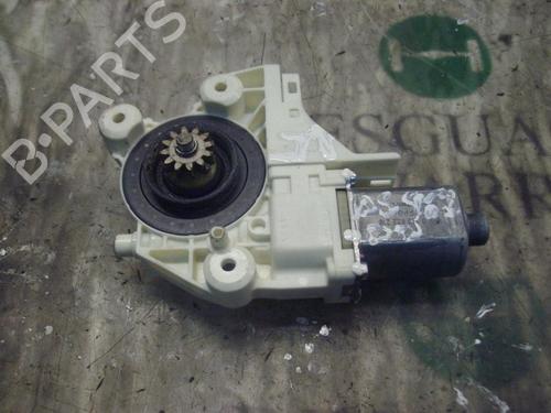 Used Right front window motor Right front window motor FORD FOCUS II Turnier (DA_, FFS, DS) [2004-2012] 3758386 3758386
