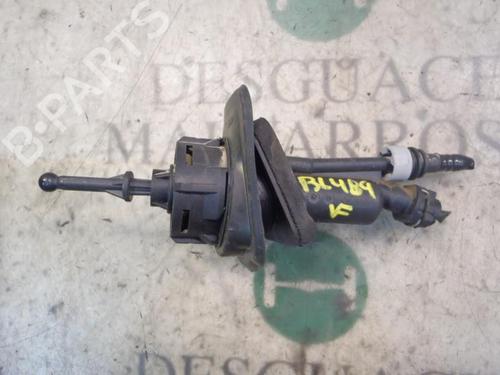 Used Clutch slave cylinder Clutch slave cylinder FORD FOCUS II (DA_, HCP, DP) 1.6 TDCi (109 hp) 14268472 14268472